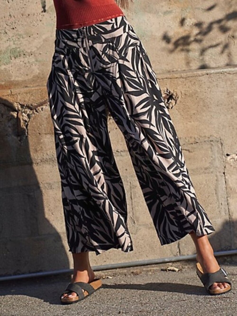 Free People Movement Golden Daze Women Pants Size Small Crop Wide Leg NWT Pocket